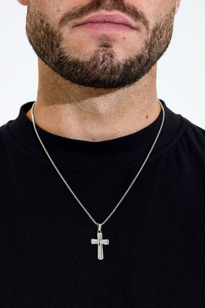 Cross necklace | MEN