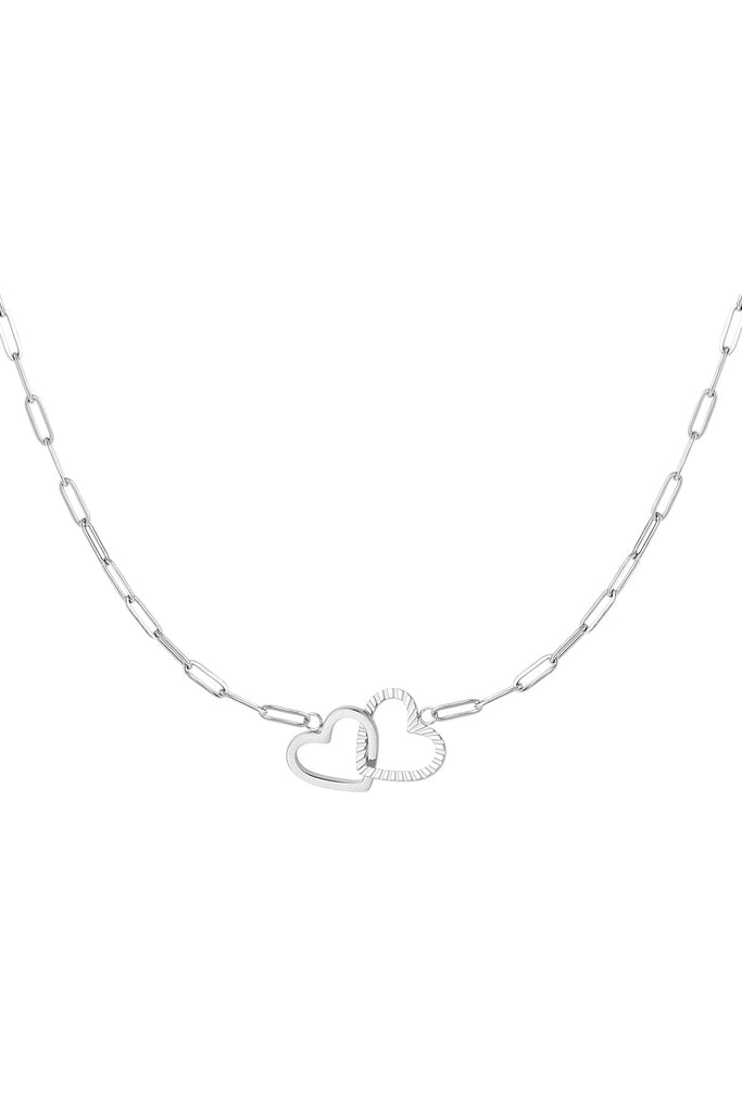 Chain necklace intertwined hearts