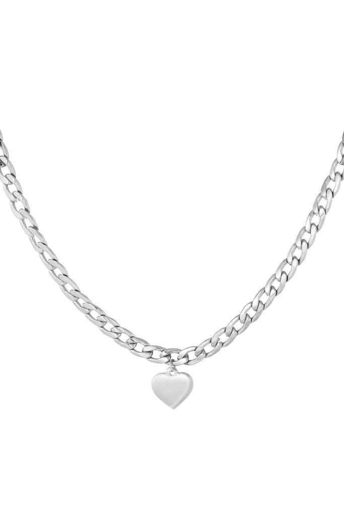 Chunk chain necklace heart