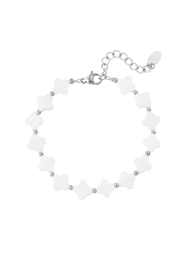 Pearly clovers bracelet