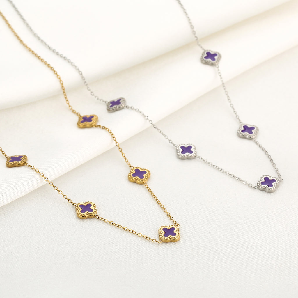 Necklace colored clover purple