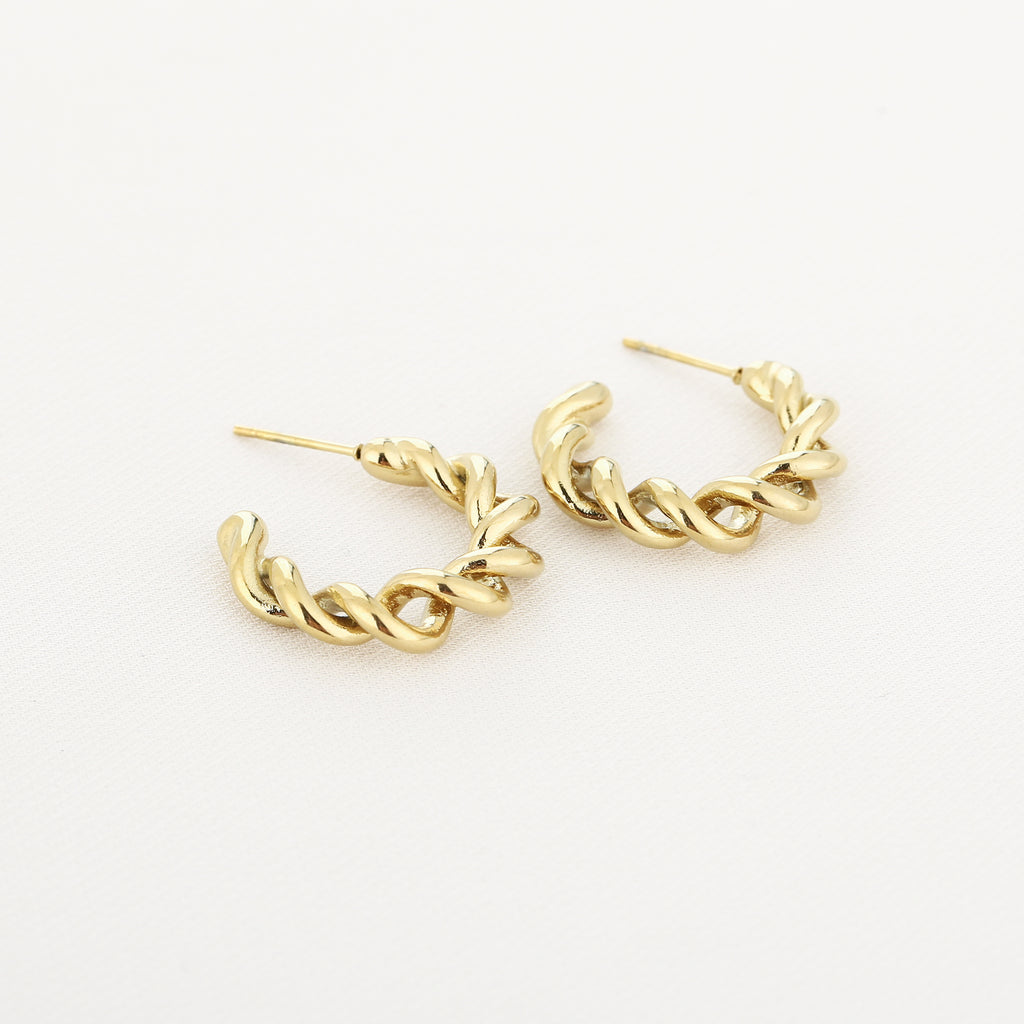 Stud hoops chains twisted
