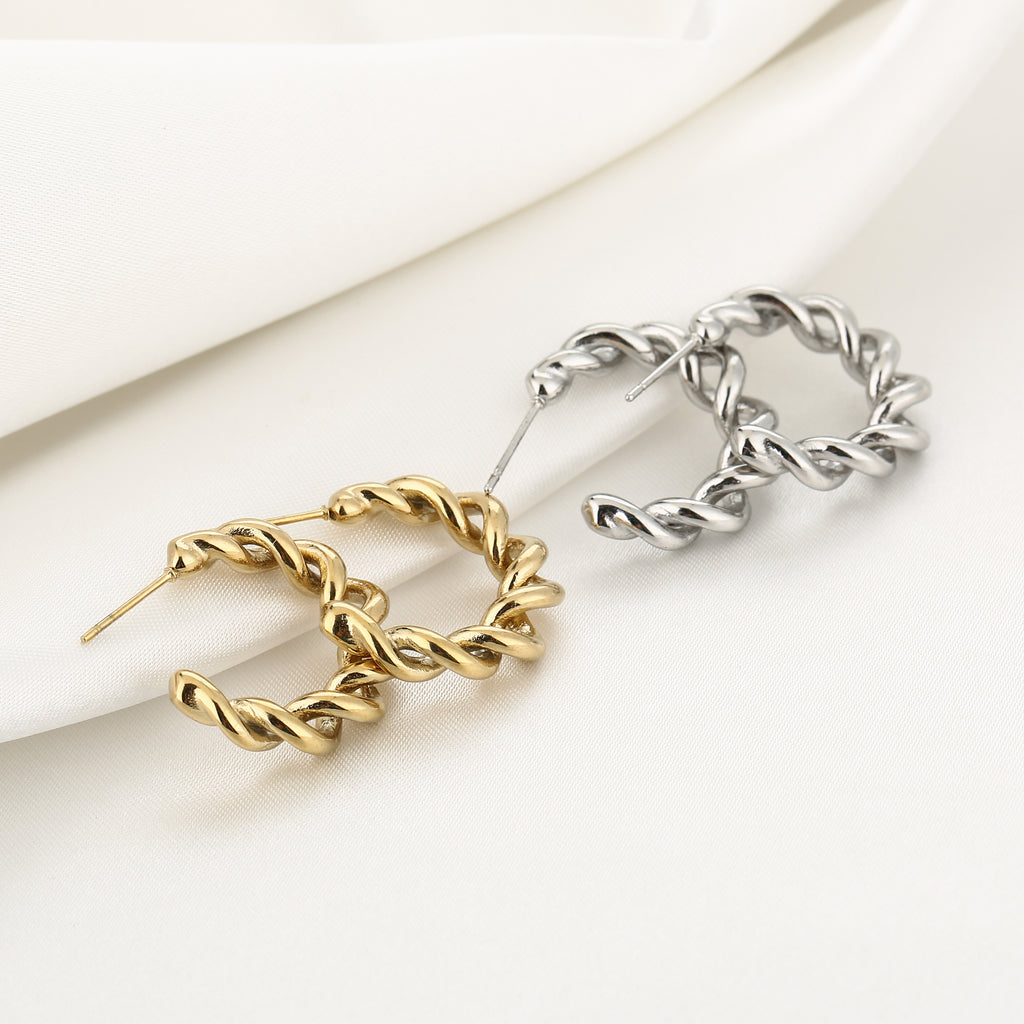 Stud hoops chains twisted