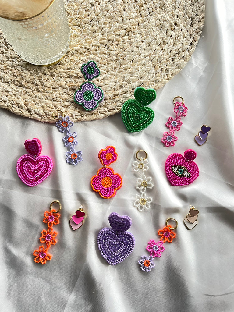 Beaded earrings flowers